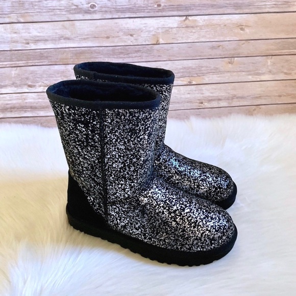 UGG Classic Short II Foil Glam Boots - Picture 2 of 8